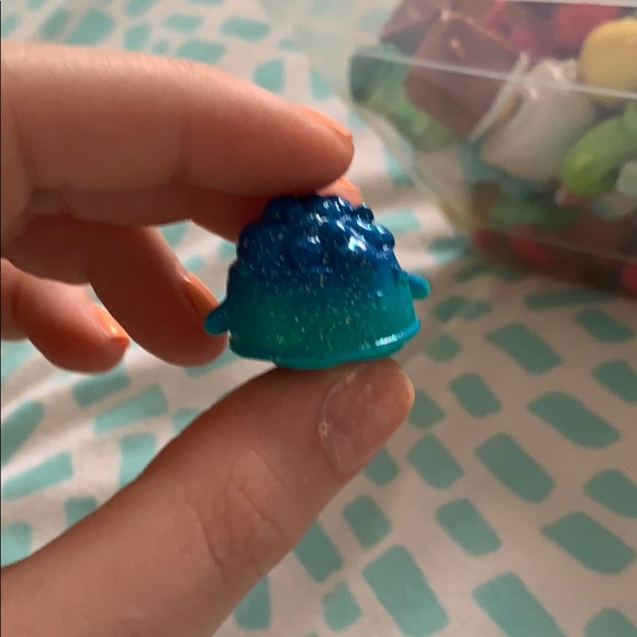 SHOPKINS - Picture 2 of 5